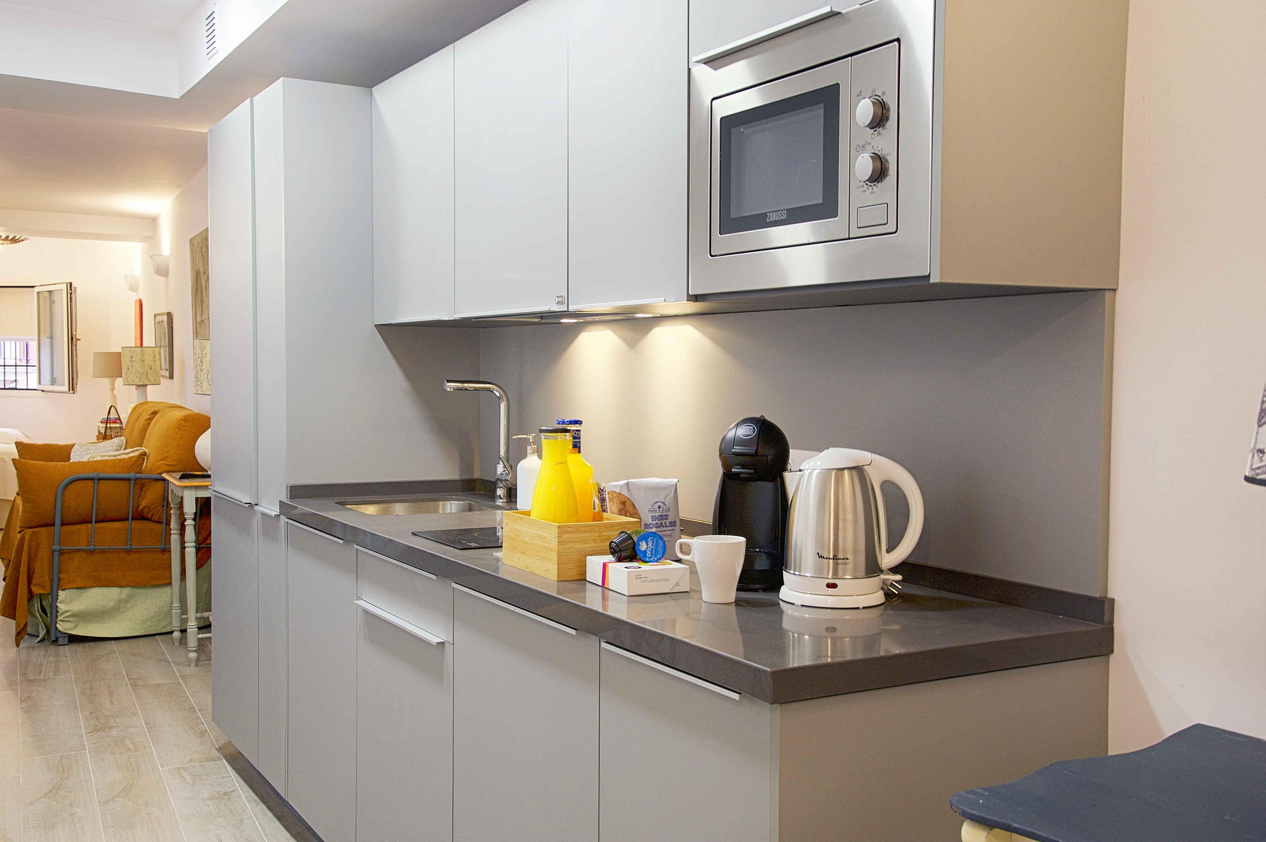 Overland Suites Catedral Seville Exterior photo